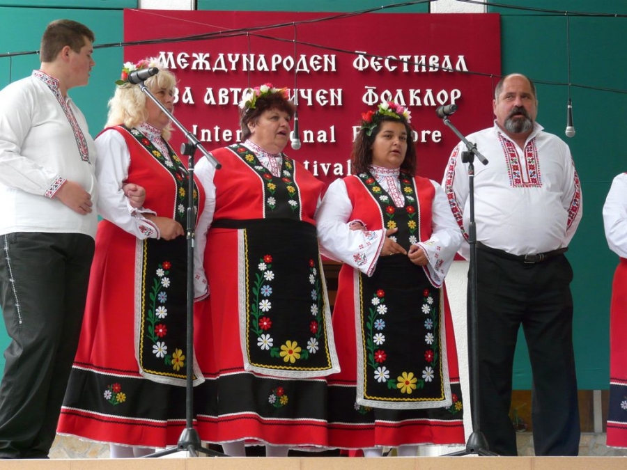 Folk costumes in the village of Gelemenovo - Pazardzhik