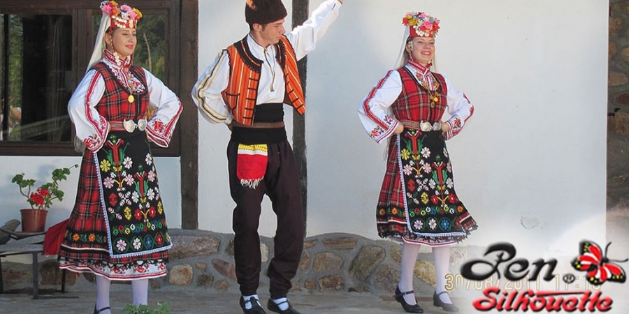 Folk costumes Ensemble Zlatna Thrace - Haskovo
